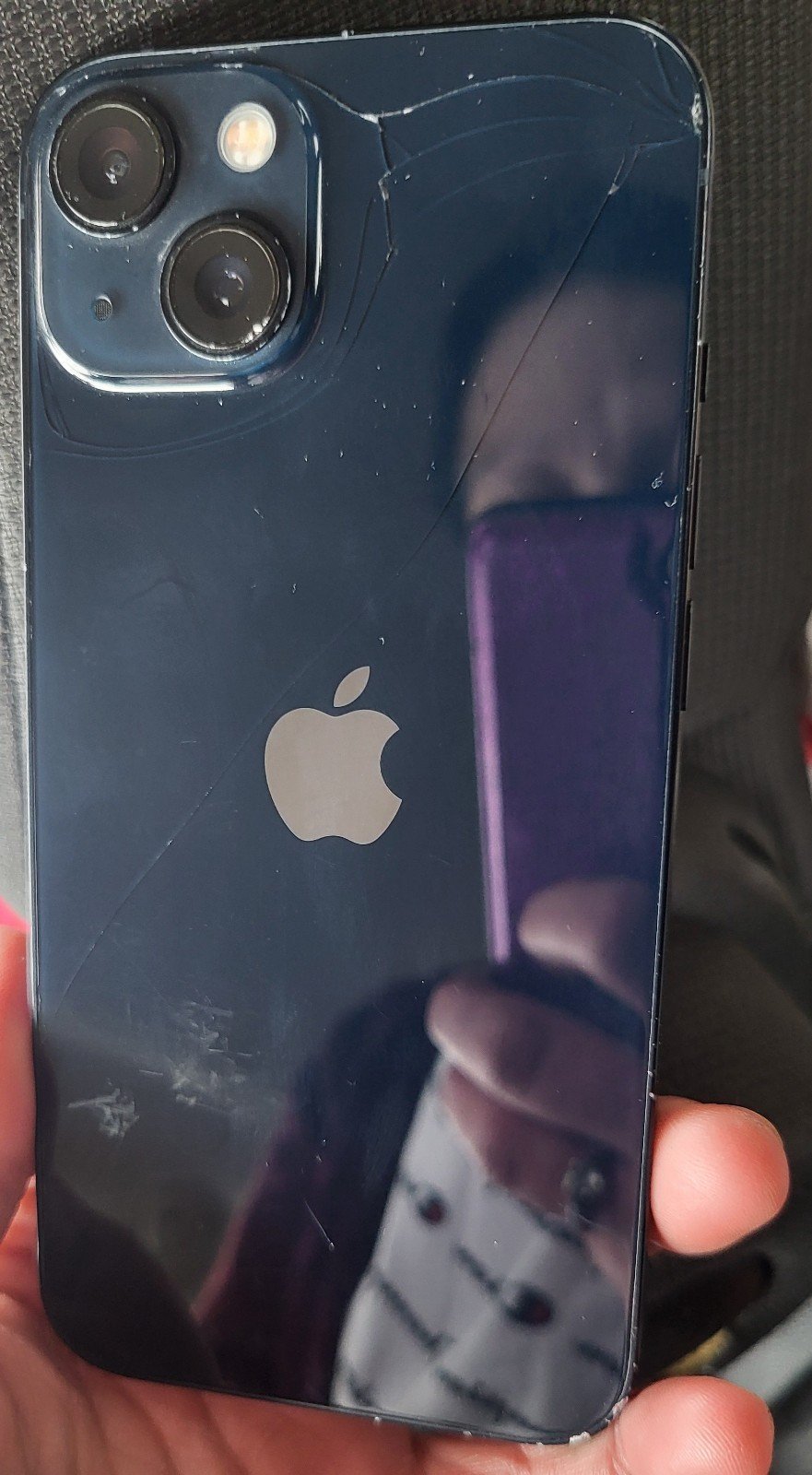 iPhone 13 and pro max reserved 1T39