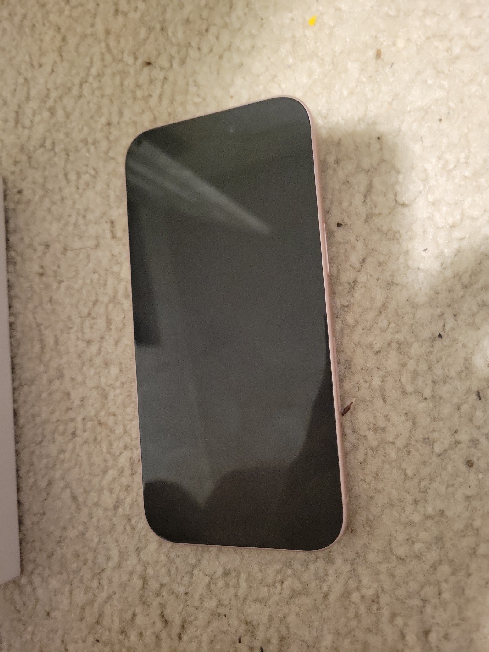 iphone 15 PINK unlocked 6B92