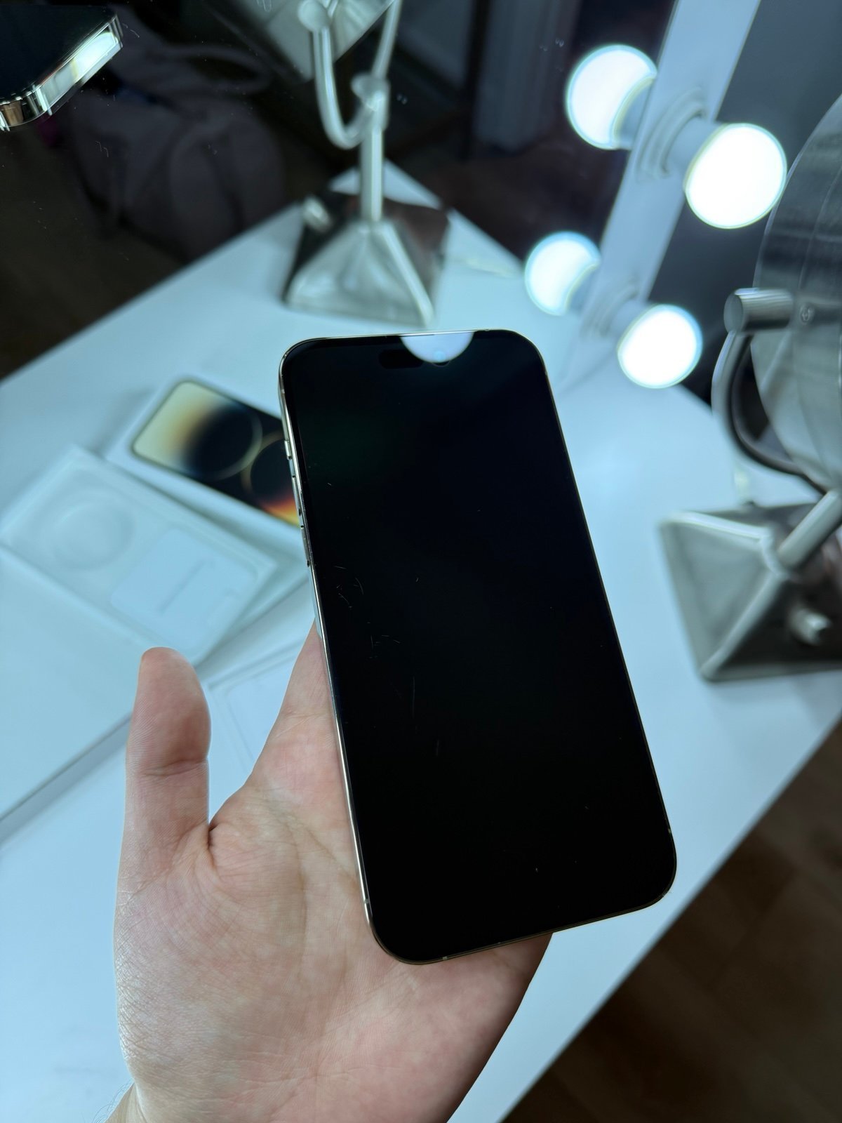 iPhone 14 Pro Max unlocked 8X83