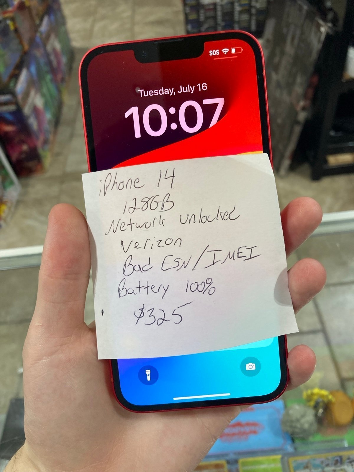 Apple iPhone 14 128GB in Red 8J96