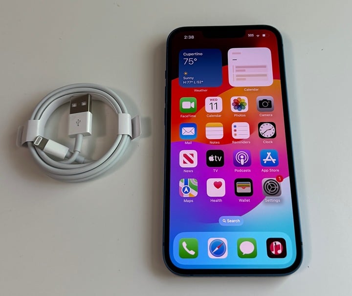 Apple iPhone 13 (Verizon) Blue 128GB - WARRANTY UNTIL JULY 2025 8W71