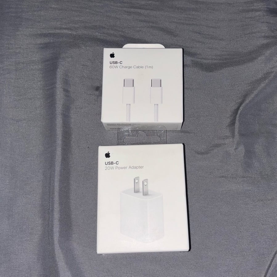 2021 Apple 11-inch iPad Pro M1 (Wi-Fi + Cellular 128GB) - Space Gray 1Y36