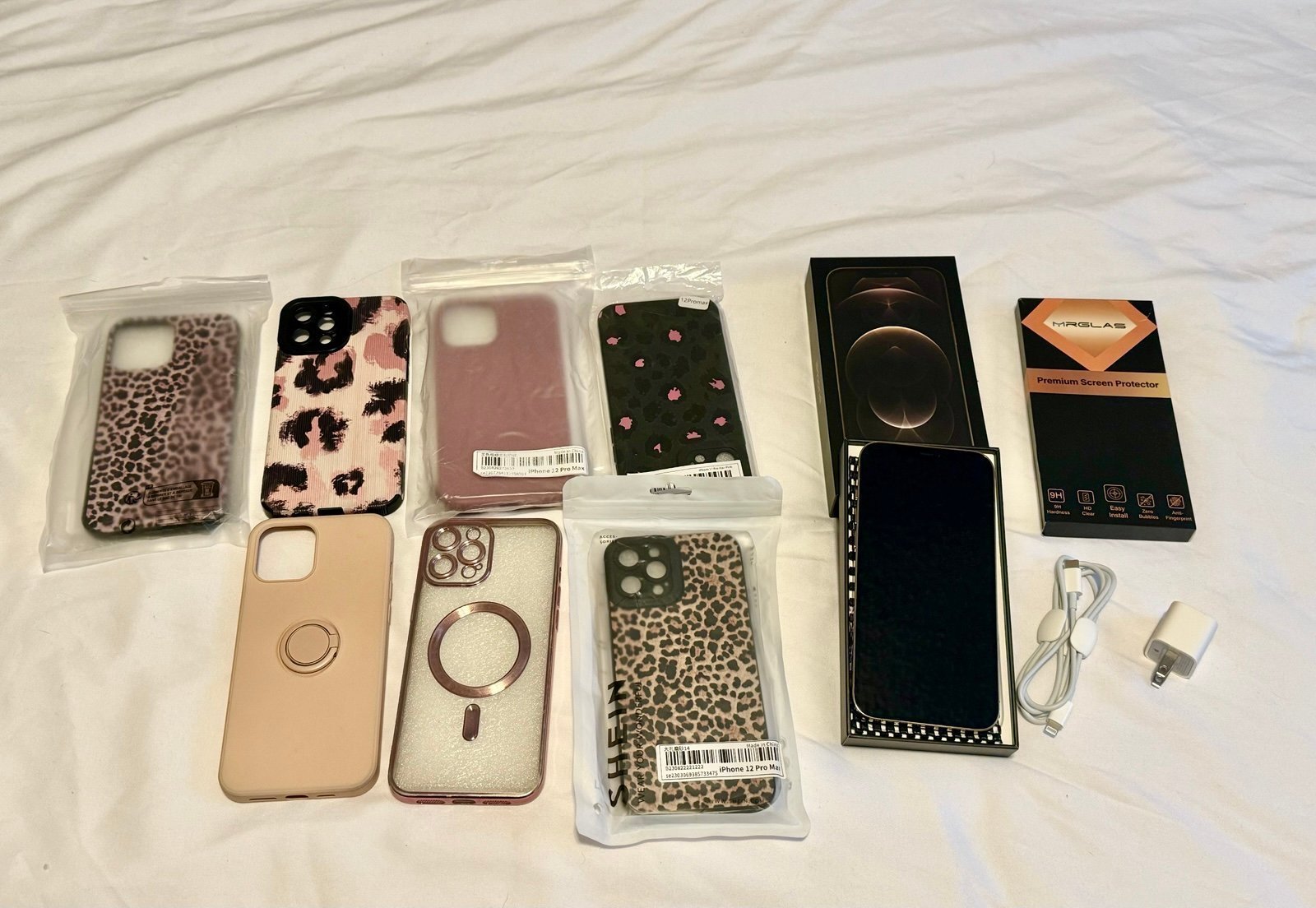 iPhone 12 Pro Max 256Gb Never Used and Fully Unlocked 5Q77