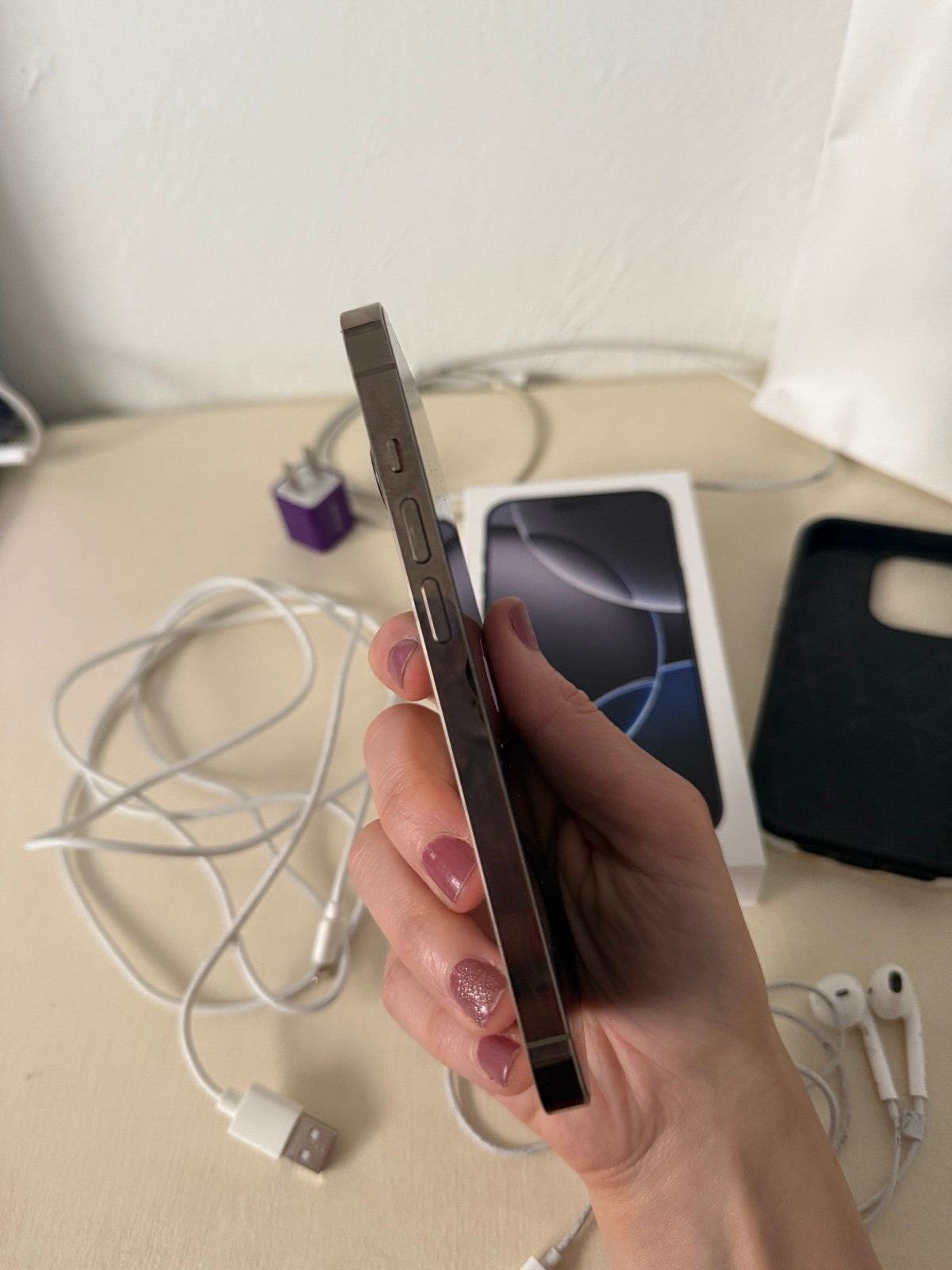 iPhone 14 Pro - 256 GB Unlocked Great Condition - With Accessories 9X37