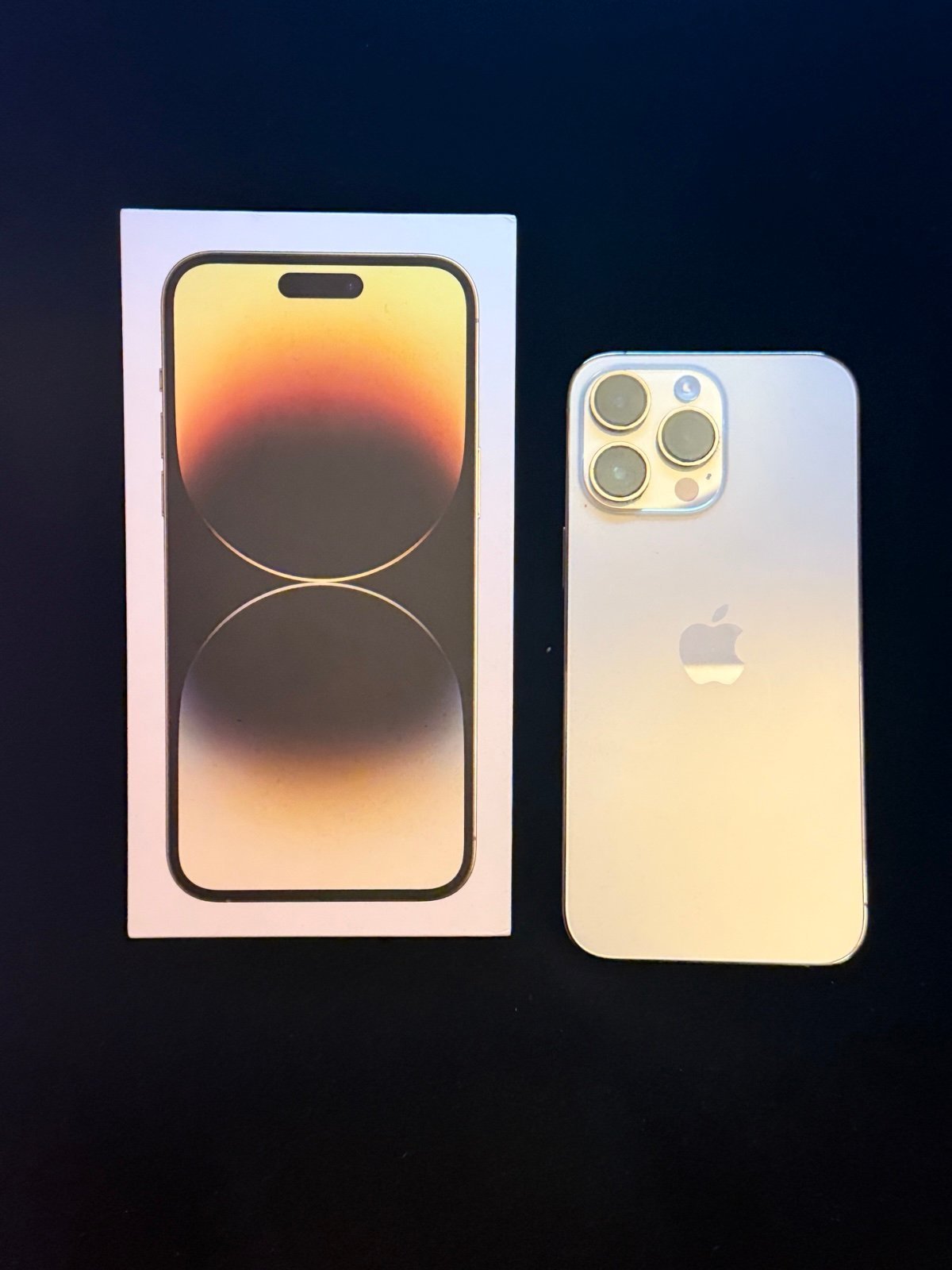 iPhone 14 Pro Max- Gold 512gb 8W65