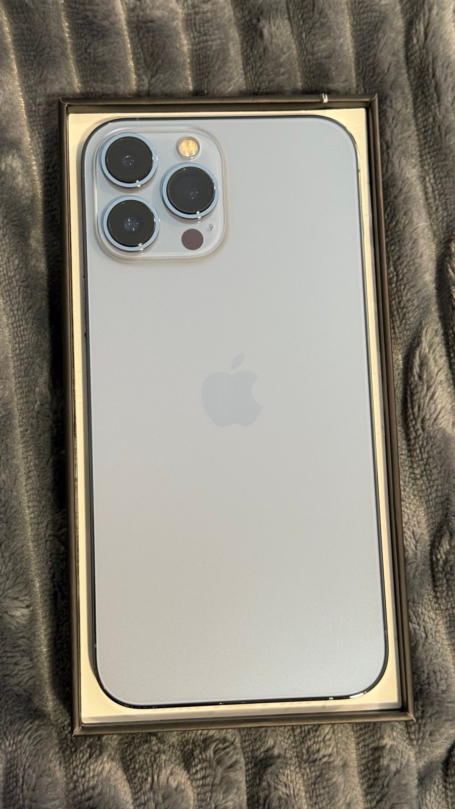 Apple iPhone 13 Pro Max 128GB Unlocked - 100% Battery Health - Excellent 8A82