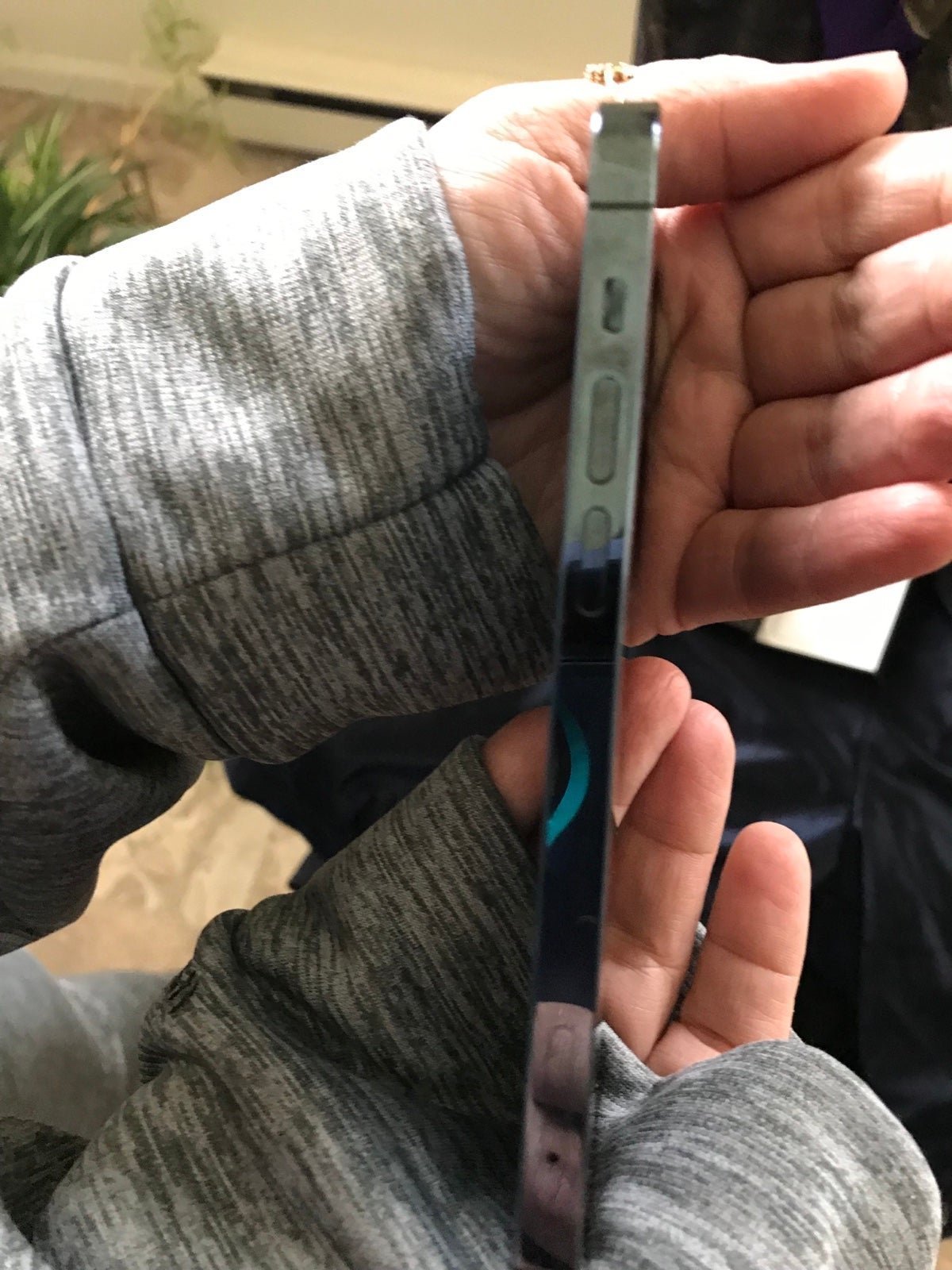 Apple iphone 12 pro 256gb pacific blue factory unlocked tempered glass installed 1Q98