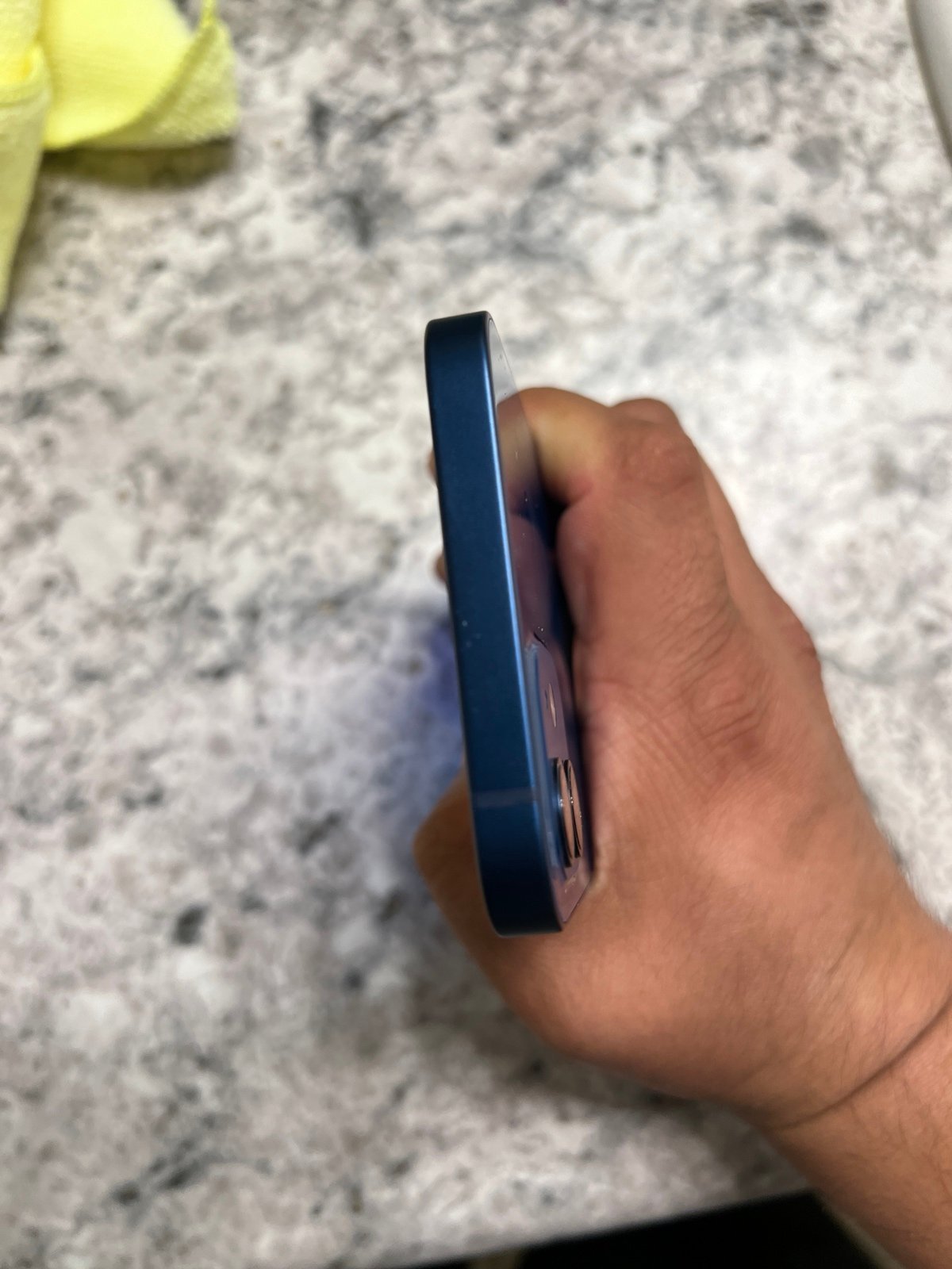 iphone 12 64gb unlocked blue 3Y79