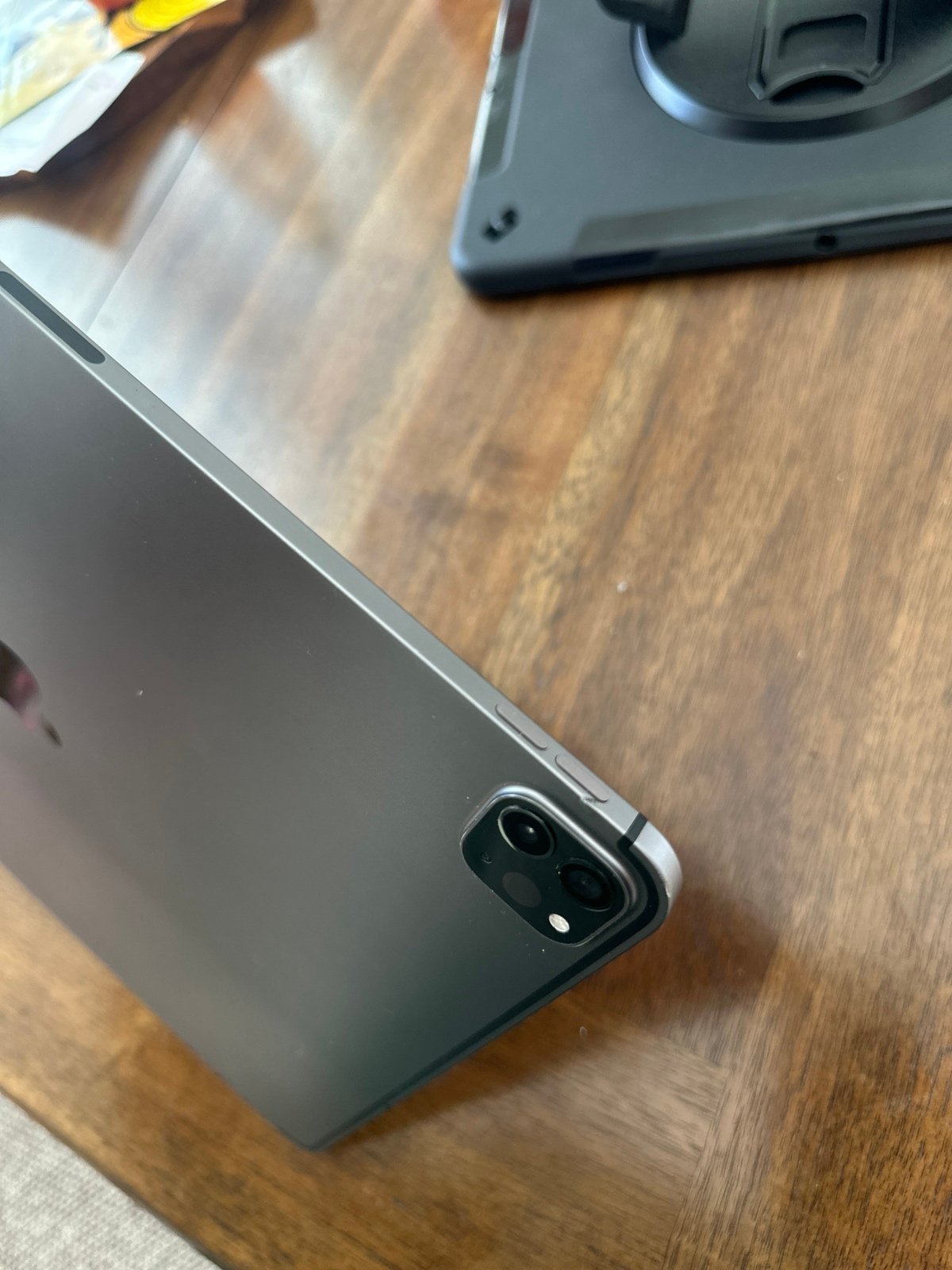 Apple iPad Pro 12.9 4th Generation 256 GB in Space Gray (Cellular and WIFI) 1F97