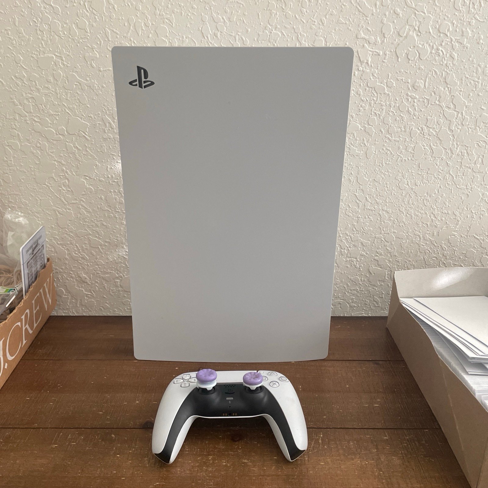 PlayStation 5 Console with Controller & Charging Cables 7O18