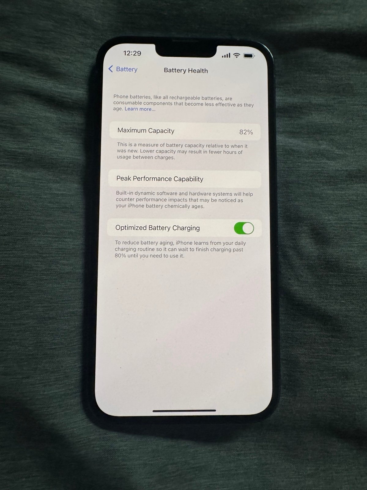 iPhone 13 Pro Max 8H16