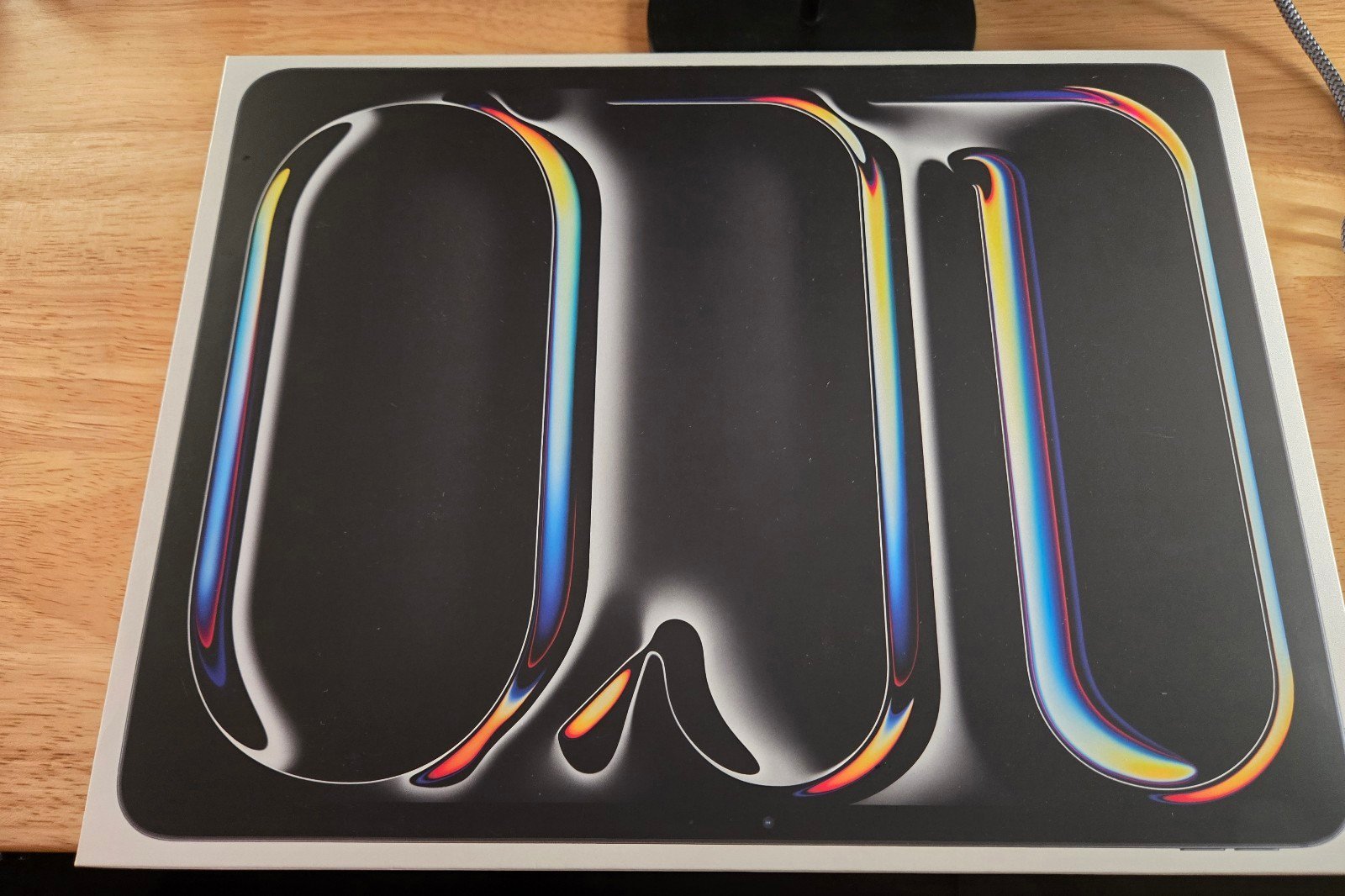 NEW 2024 iPad Pro 13 inch (M4) Wi-Fi + Cellular 256 GB 8V16