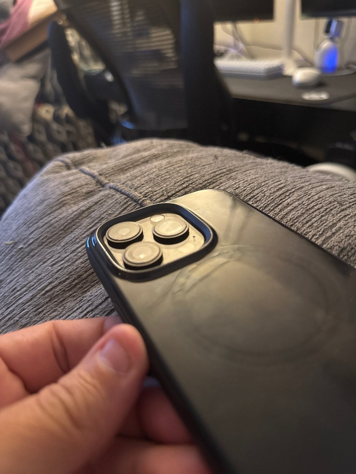 Apple iPhone 14 Pro 8E17