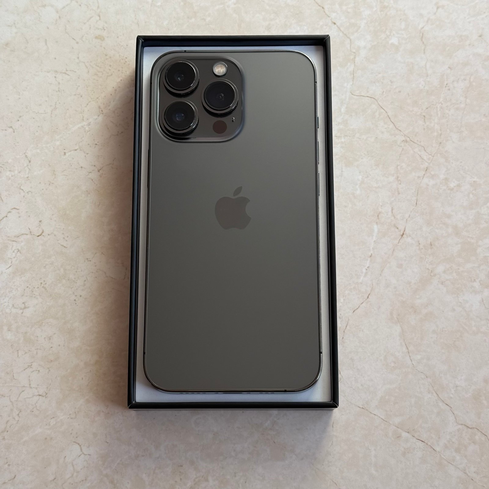 Apple iPhone 13 Pro 128 GB in Graphite for Unlocked 2Y89