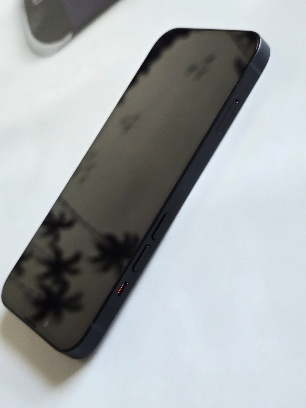 Cricket Wireless iPhone 14 5G 128GB Midnight Black 7O59