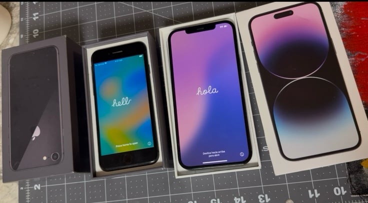 Pacific Blue IPhone 12 Pro Max & Space Grey IPhone 8 ( CAN BE SOLD SEPARATE) 7T98