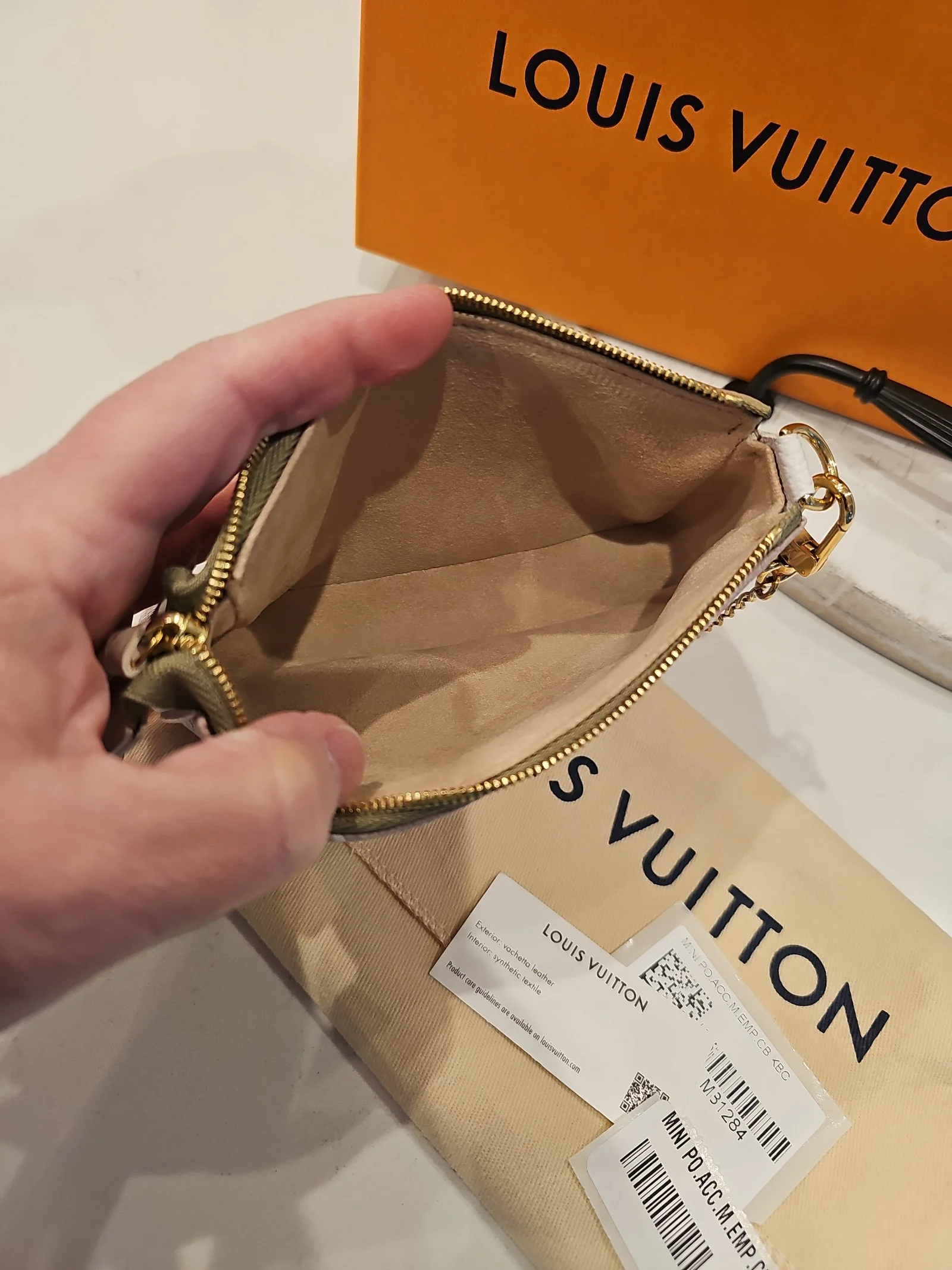 Louis Vuitton Empreinte Spring in the City Mini Pouchette Kaki khaki Beige Cream