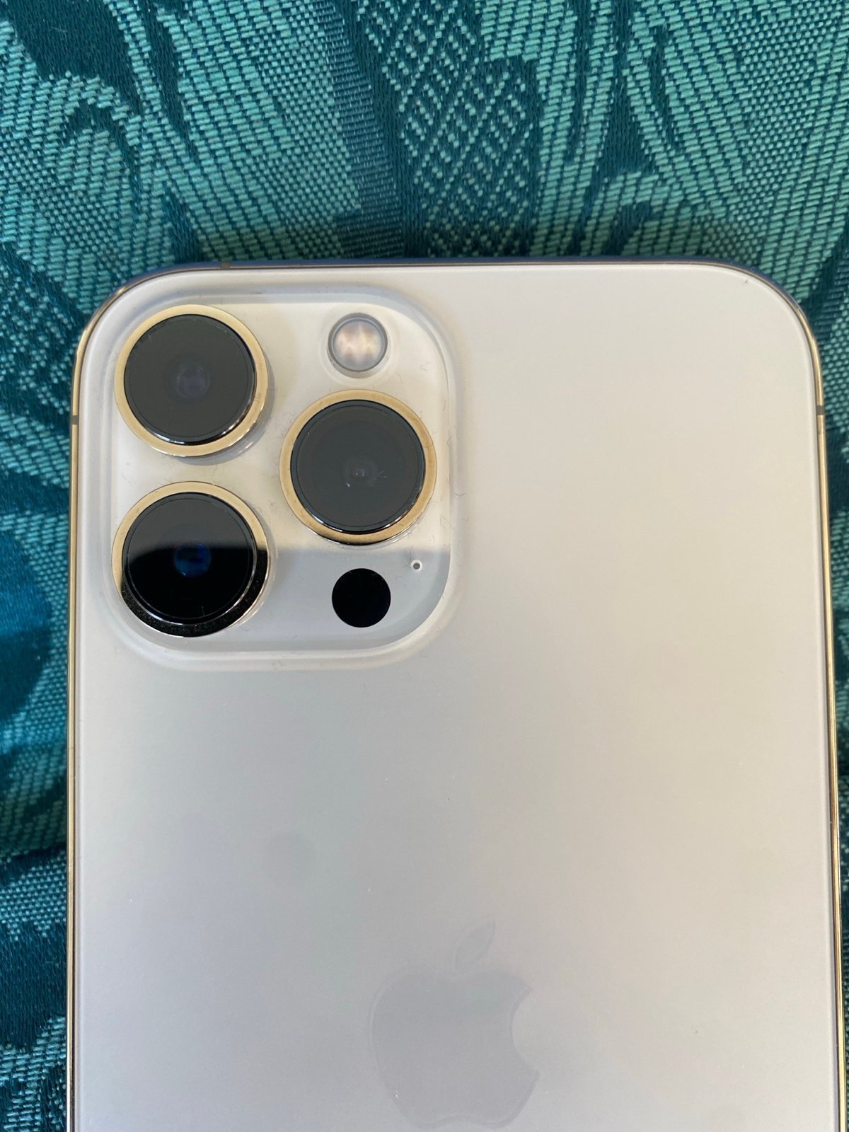 Apple iPhone 13 Pro Max 256GB Factory Reset - Very Good - Gold Color Free Ship 5P99