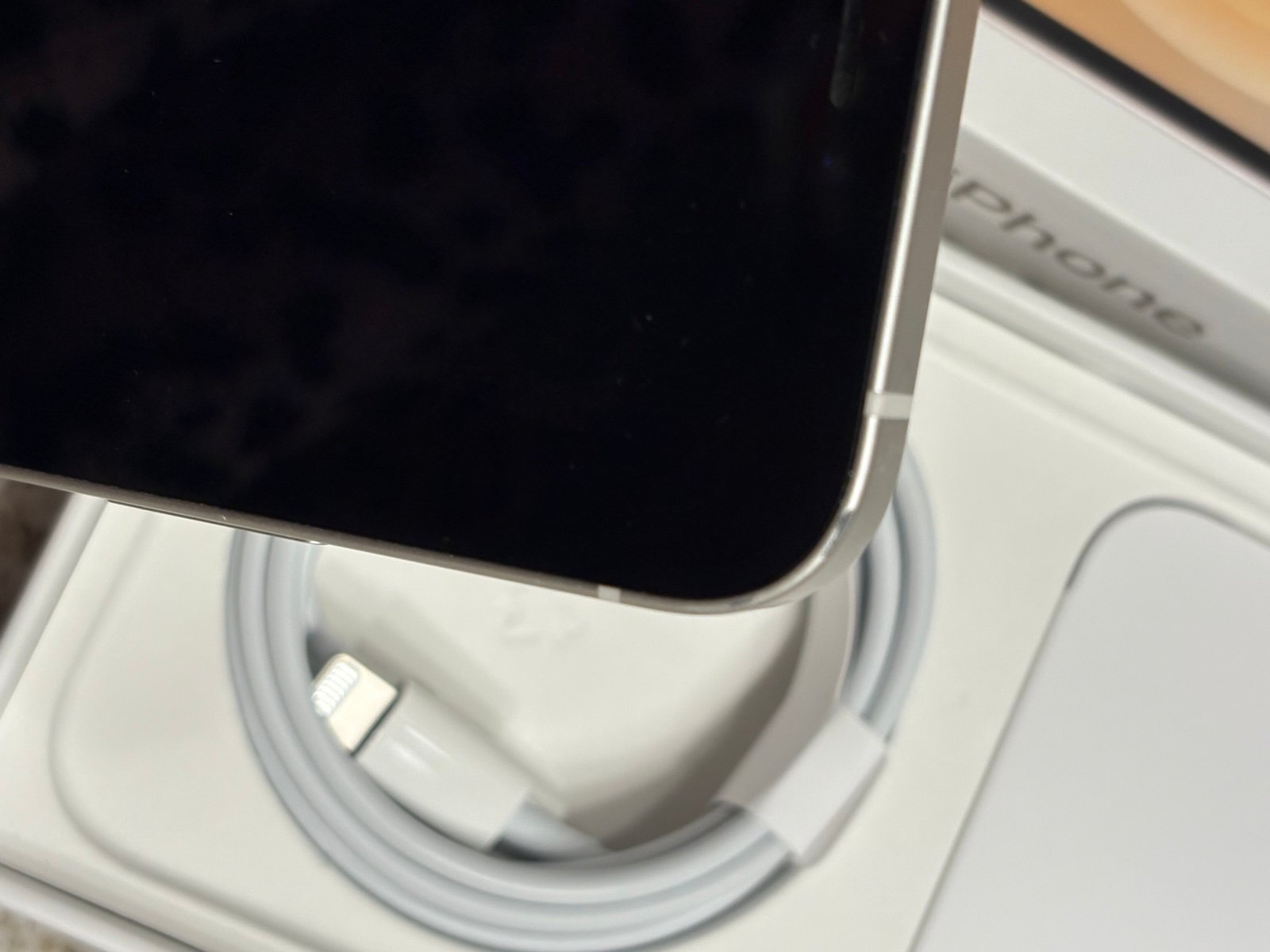 Apple iPhone 12 256gb White unlocked 8Z62