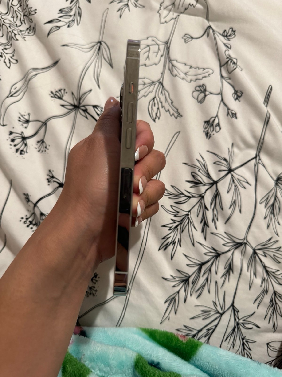 Apple iPhone 13 Pro unlocked 9R93