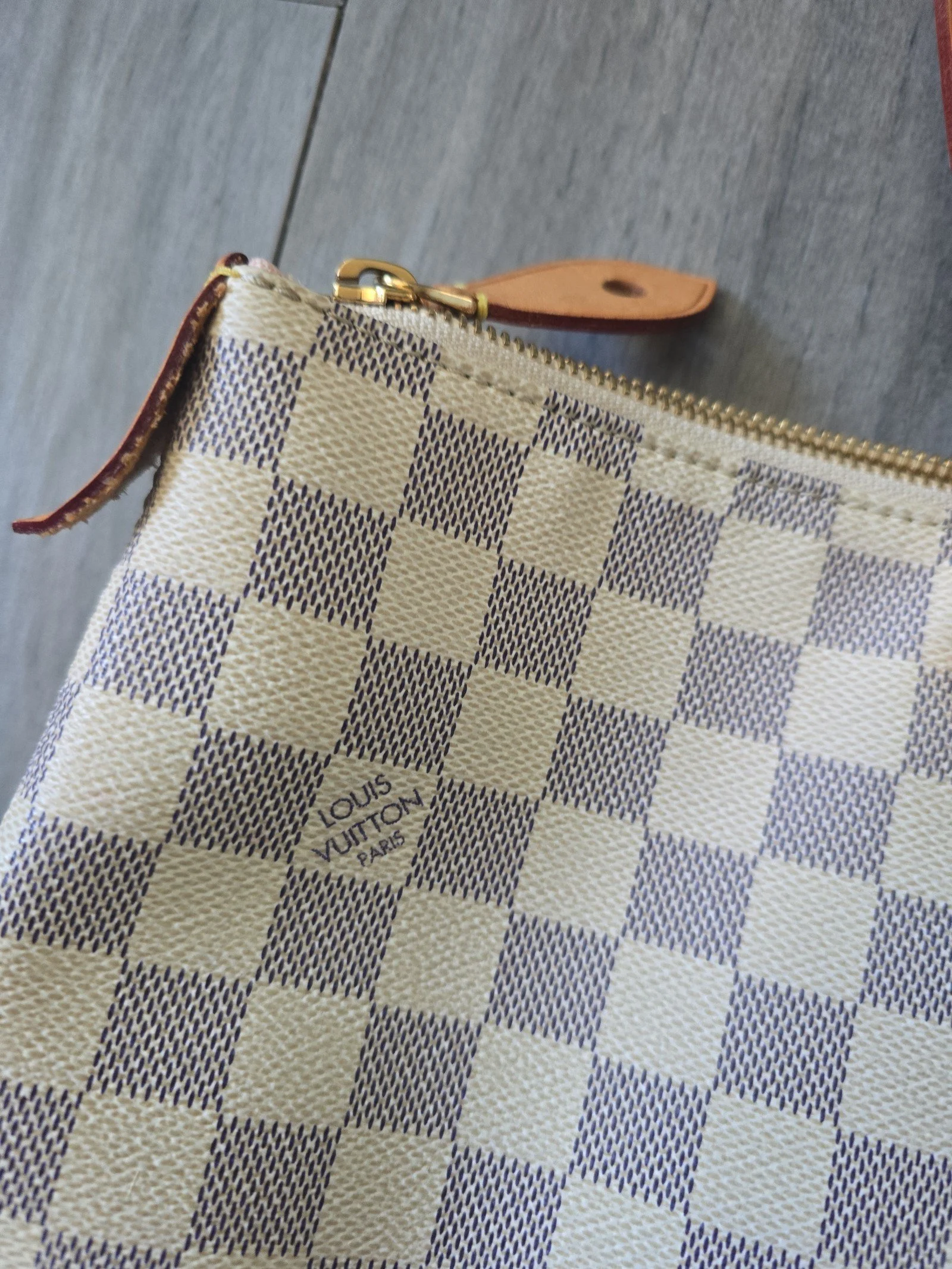 Louis Vuitton Lena Azur