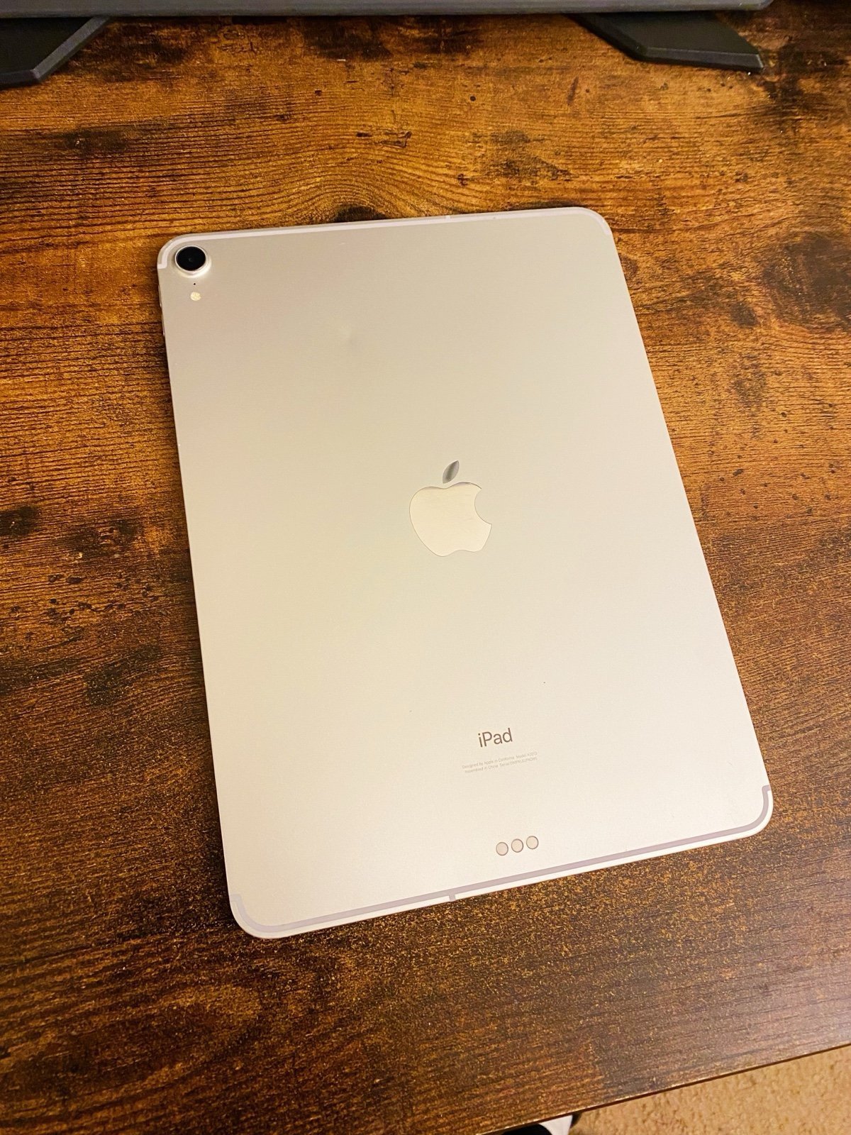 iPad Pro 11 (2018) 64GB Wi-Fi+Cellular Model 1W67