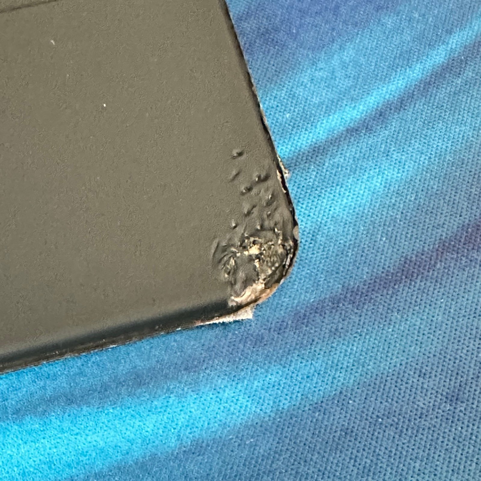 Apple iPad Pro 12.9” 4th Gen 256gb WiFi + Cellular Unlocked w/ Magic Keyboard 1H36