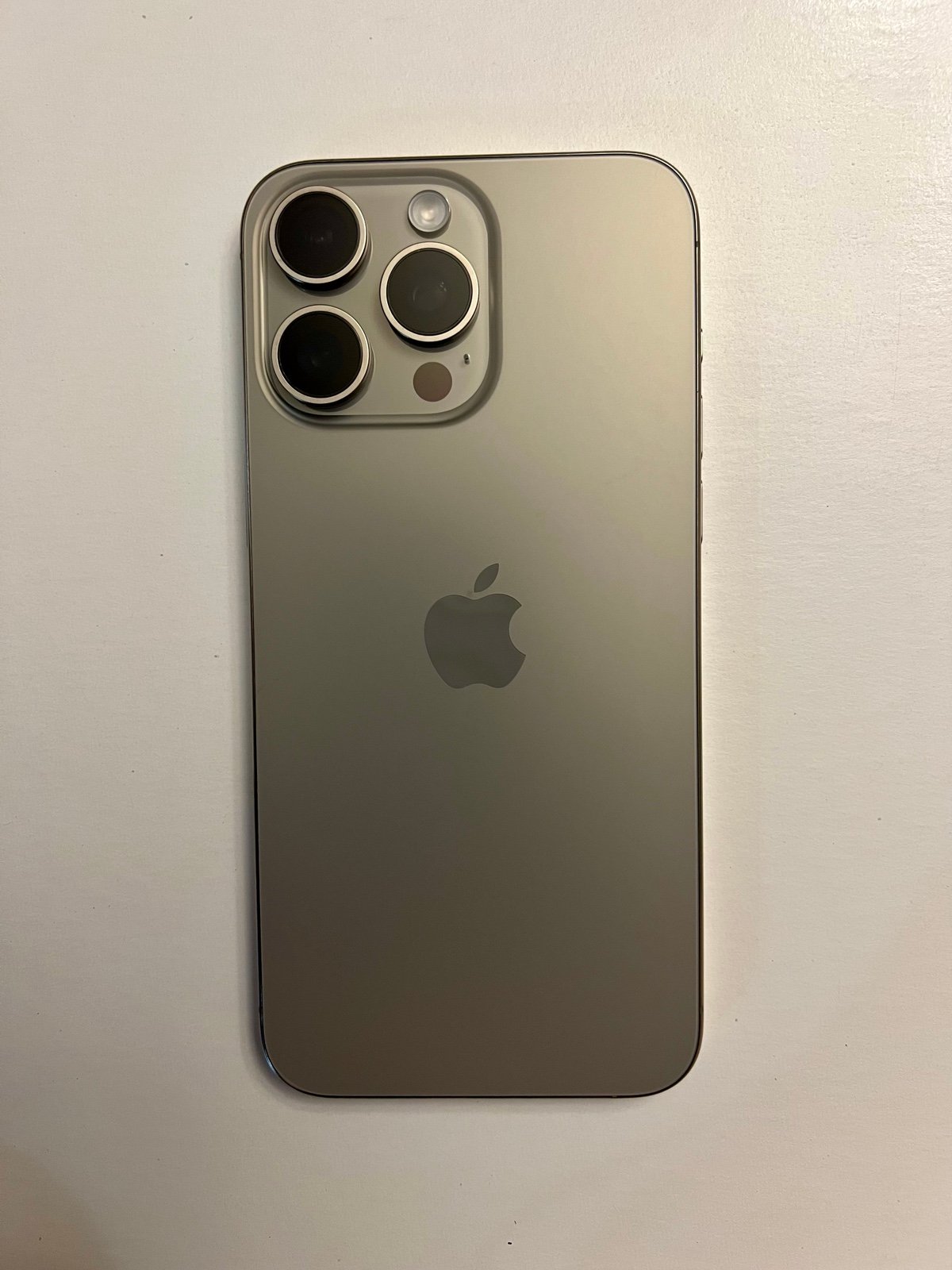 Apple iPhone 15 Pro Max Tmobile 256GB Like New 5S83