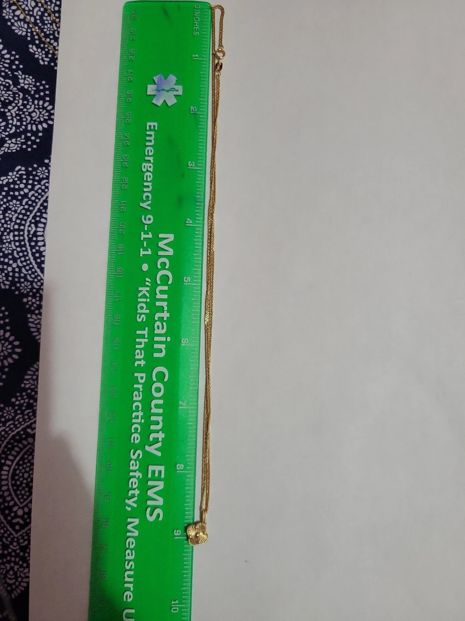 18 k solid gold necklace