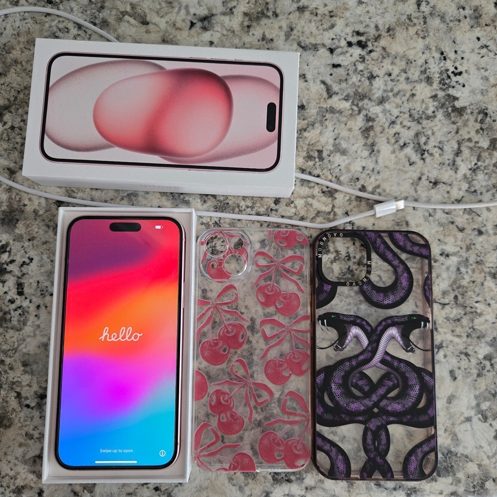 UNLOCKED Pink iPhone 15 plus 256gb 3F15