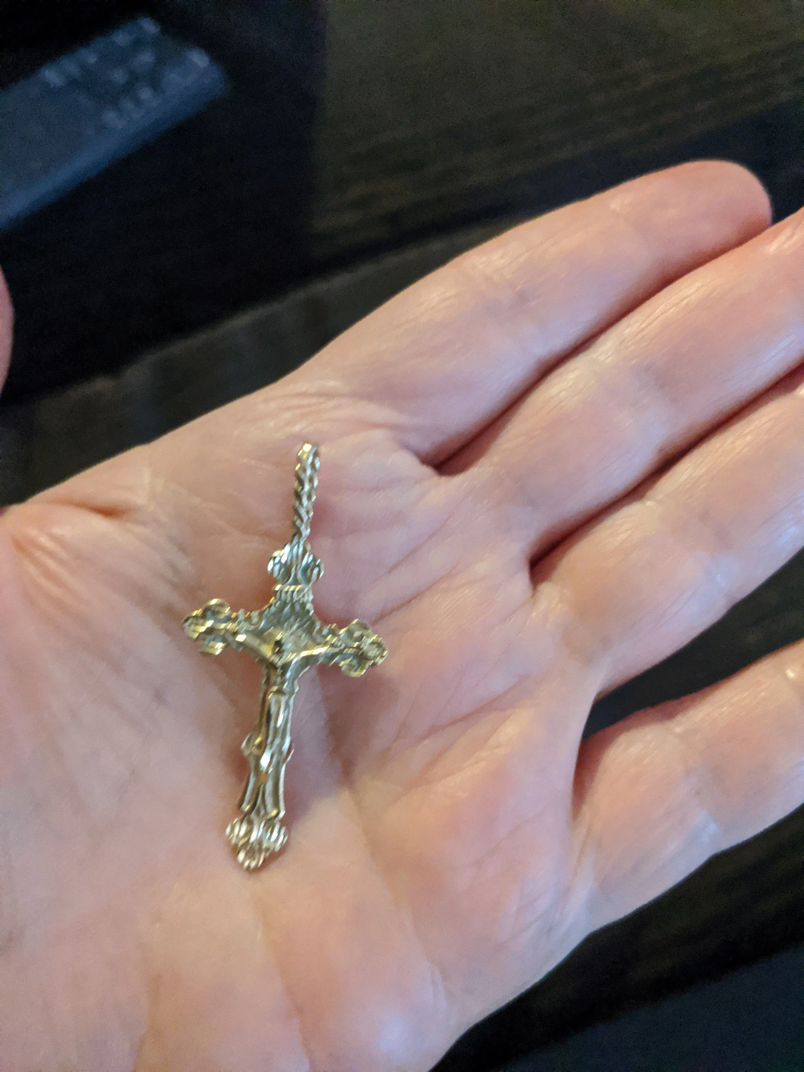 14K GOLD RELIGIOUS DIAMOND CUT IRNI JESUS CROSS CRUCIFIX PENDANT 3.52 GM