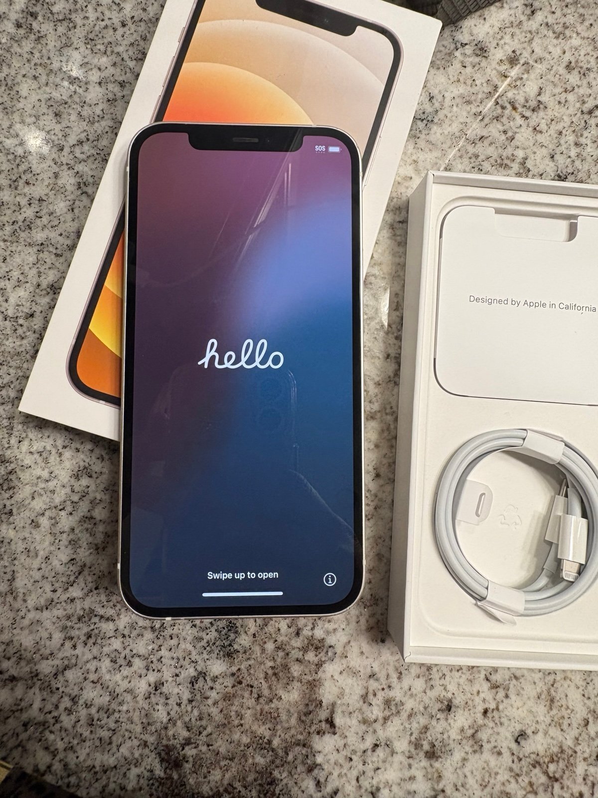 Apple iPhone 12 256gb White unlocked 8Z62