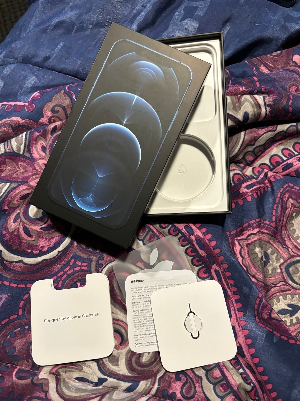 Apple iPhone 12 Pro 128 GB UNLOCKED *Read Description* 2Z51