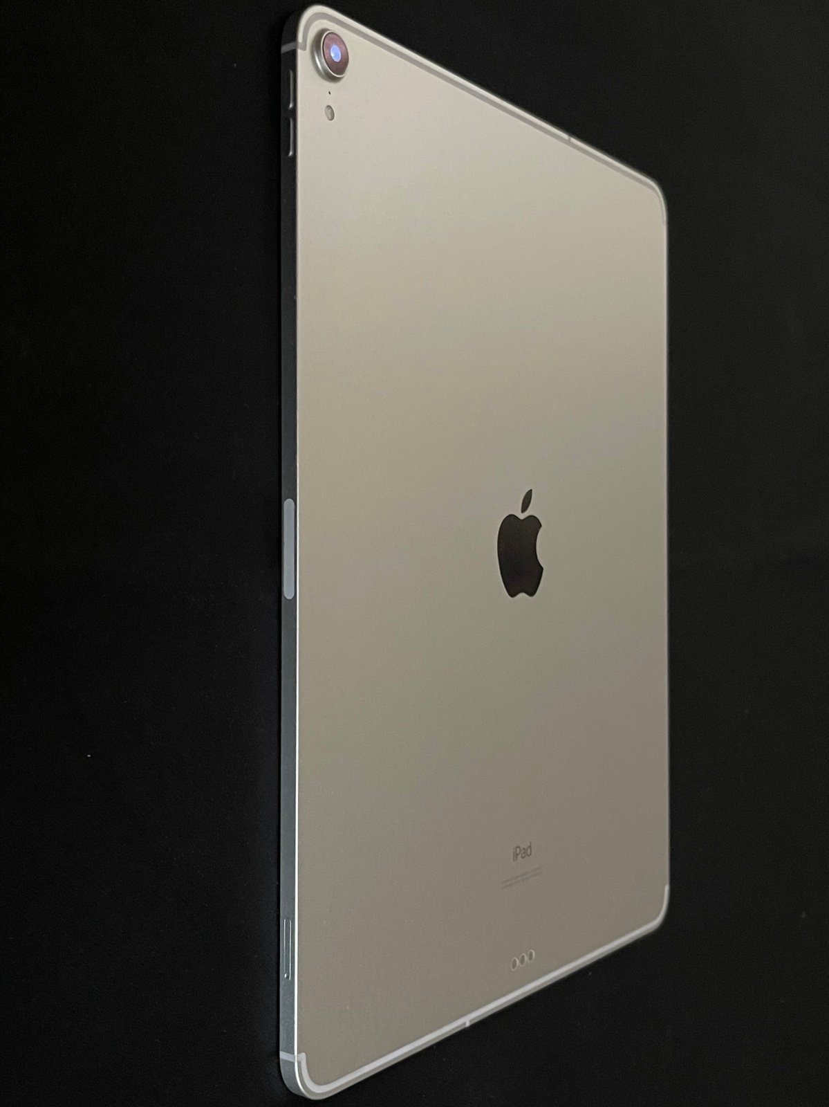 Apple iPad Pro 3rd Generation 12.9-inch Silver 256GB WiFi + Cellular Unlocked 8P81