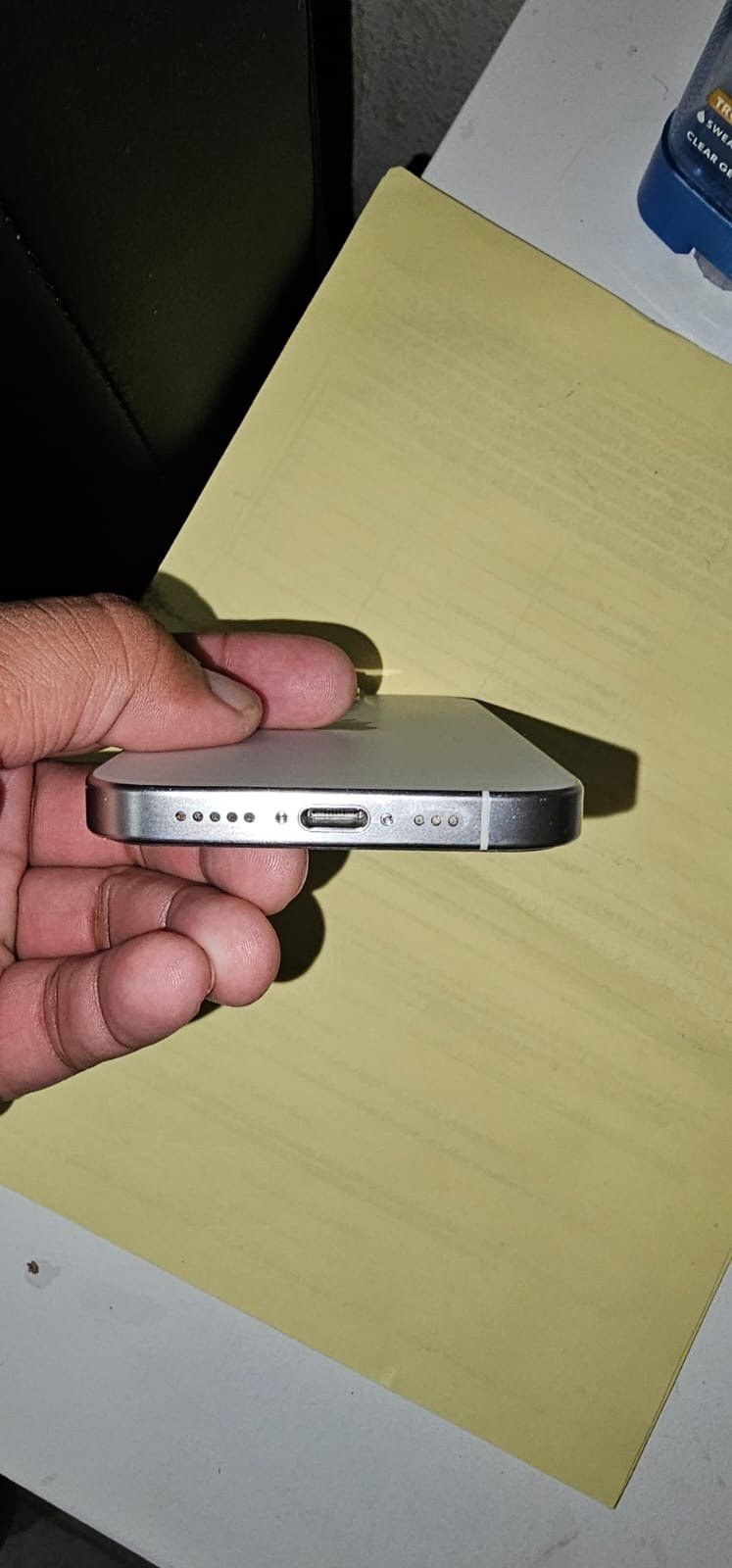 Apple iPhone 15 pro locked to att 3E11