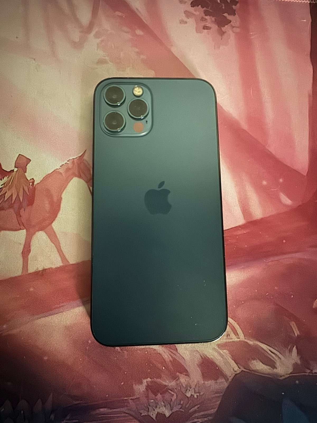 iPhone 12 Pro Unlocked - 128gb 2D55