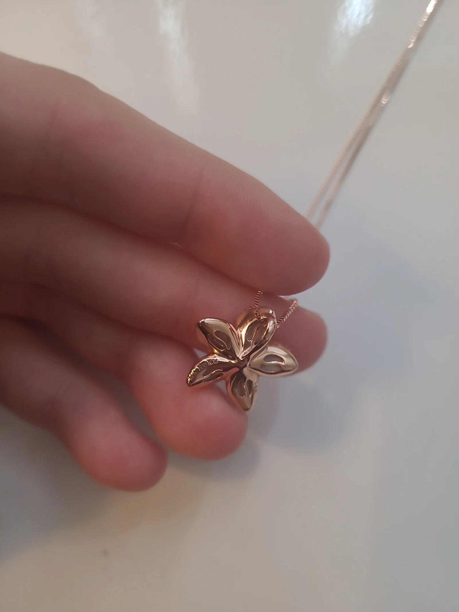 14kr pink mother of pearl necklace