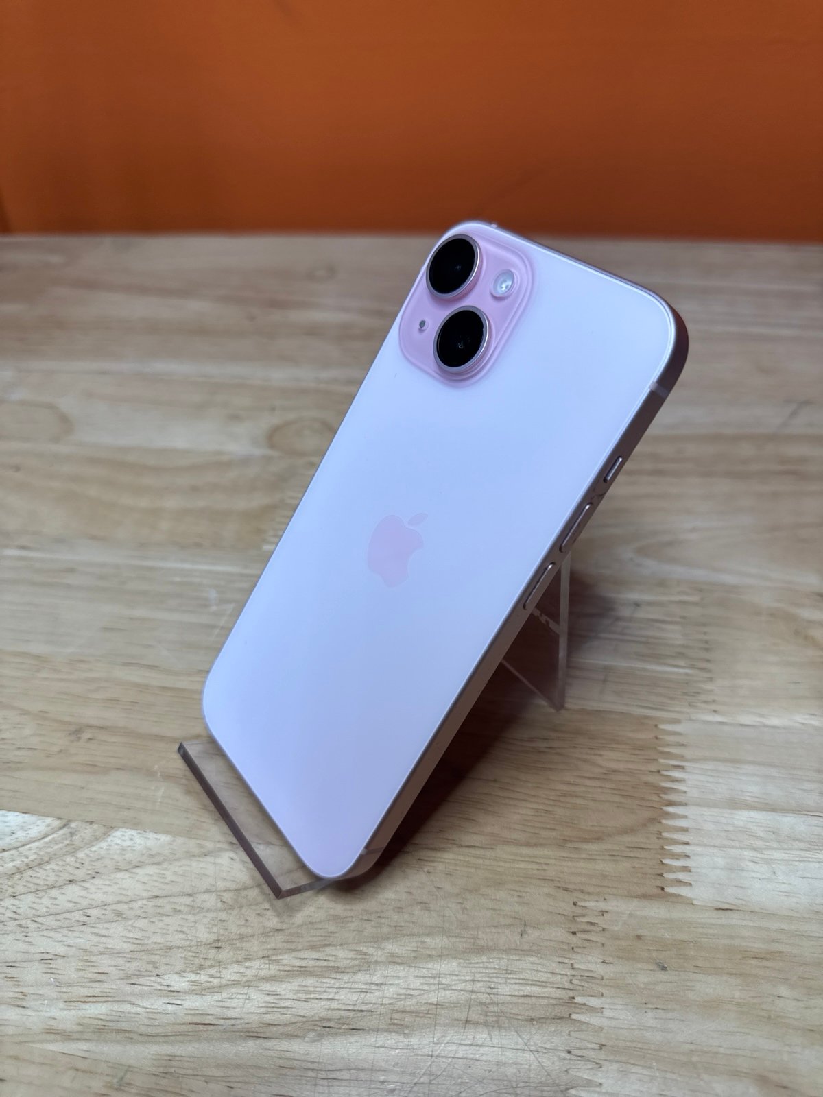 iPhone 15 128gb 8W67