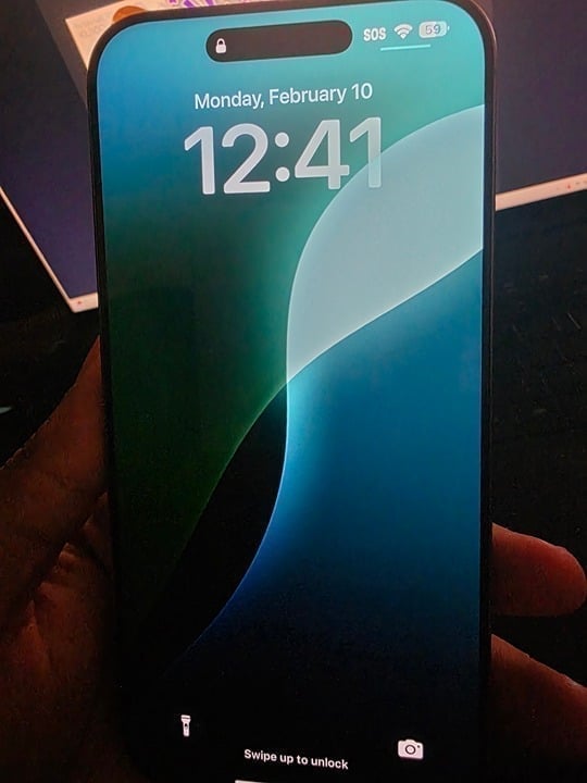 iPhone 16 Pro Max 256GB Natural Titanium Unlocked 6G79