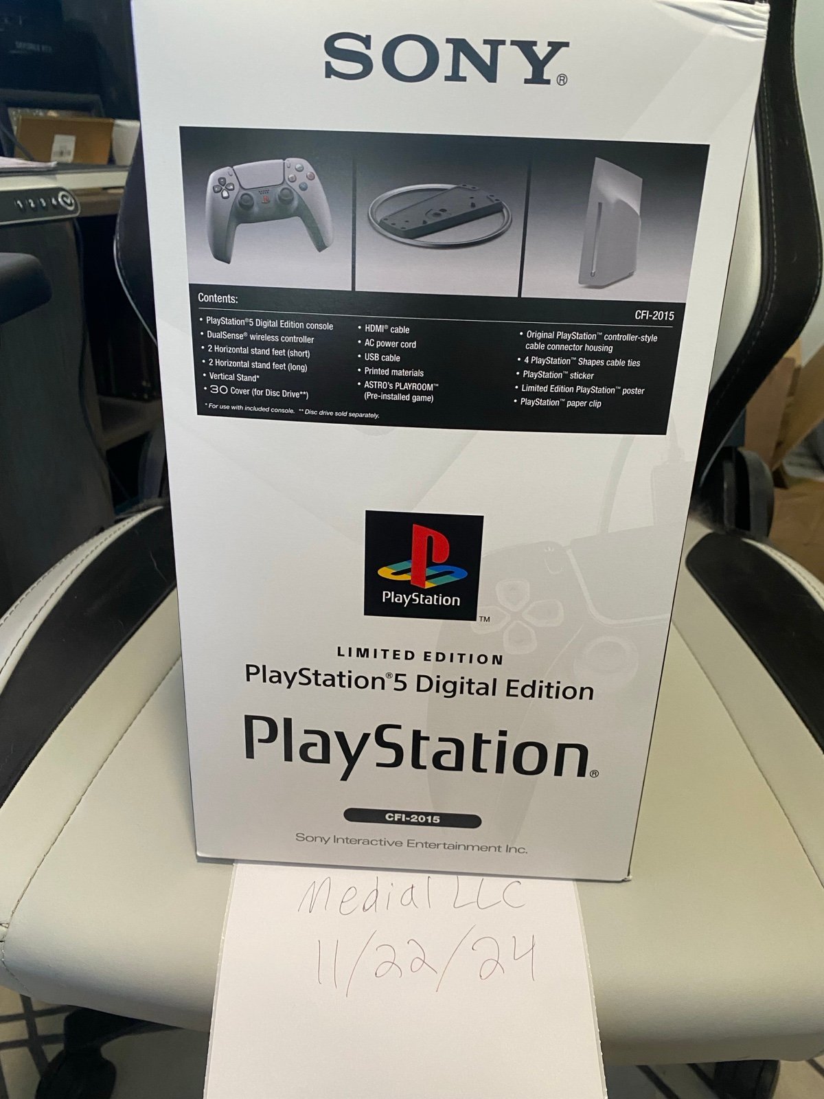 PlayStation 5 Digital Edition 30th anniversary edition 3V71