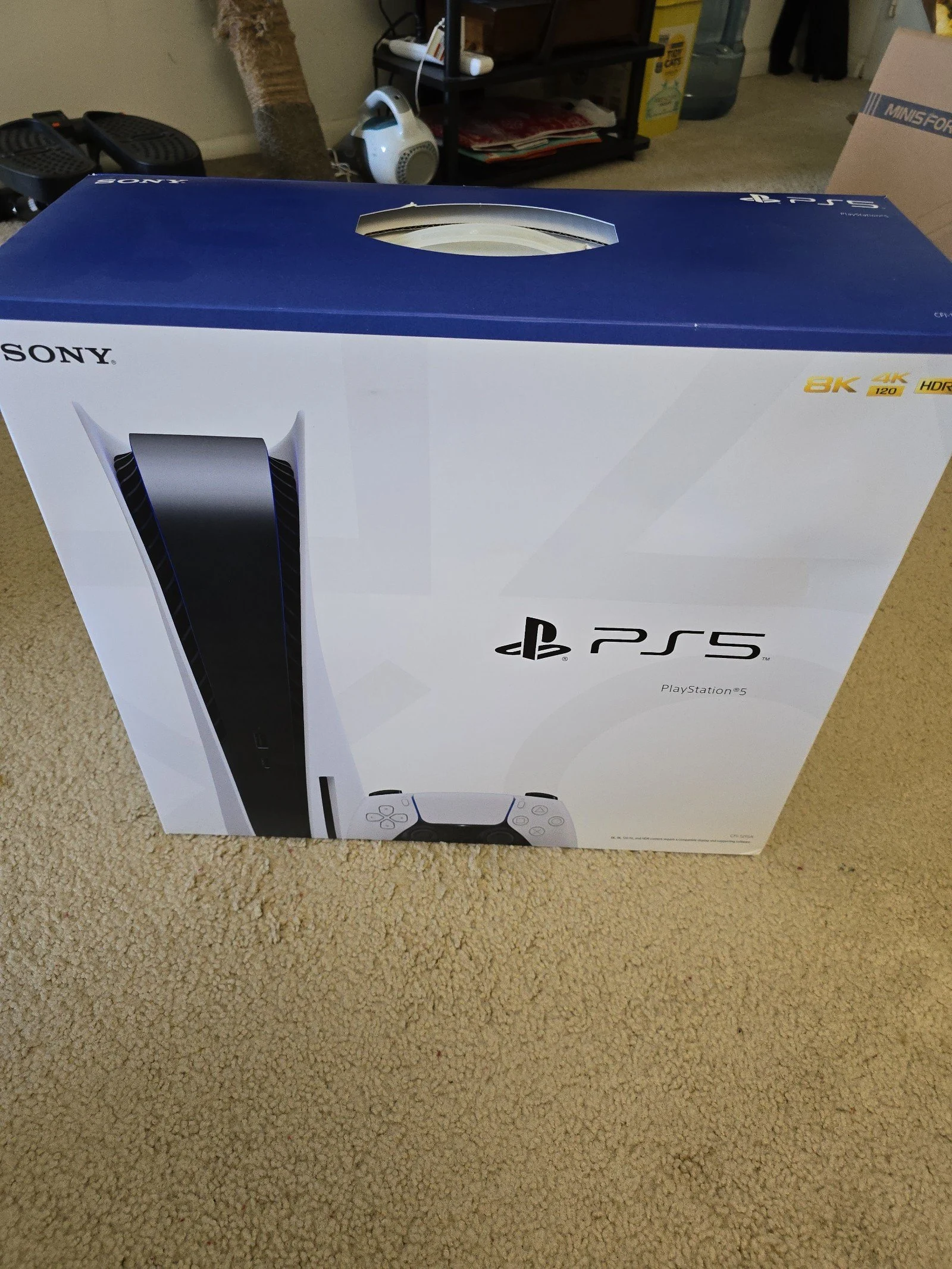 Sony PlayStation 5 Console in White 825GB 9M39