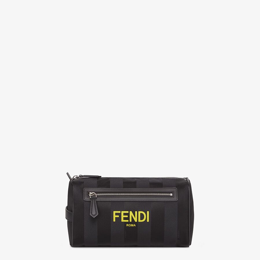 TOILETRY CASE Black nylon toiletry case