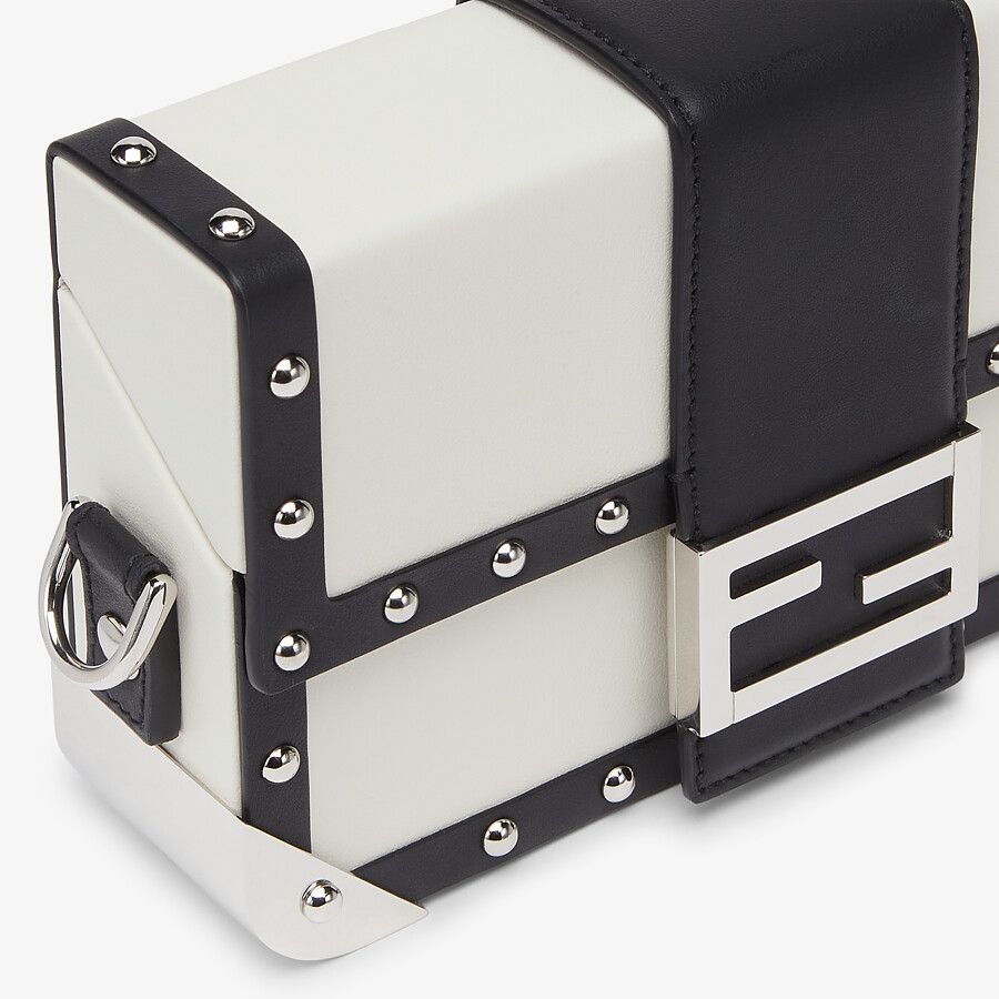 BAGUETTE TRUNK MINI White leather bag
