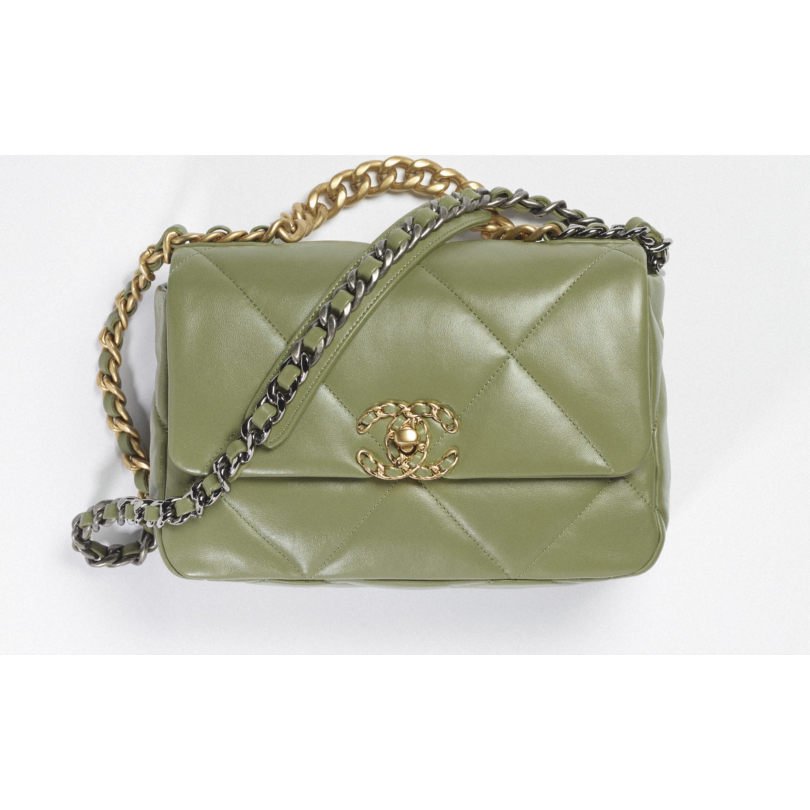 CHANEL 19 Handbag