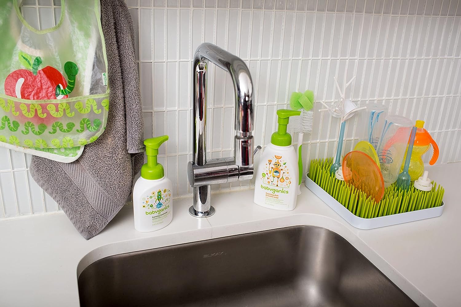 Babyganics Foaming Dish & Bottle Soap, Pump Bottle, Fragrance Free, Plant-Derived Cleaning Power, Removes Dried Milk, 16 Fl Oz, (Pack of 3), Packaging May Vary