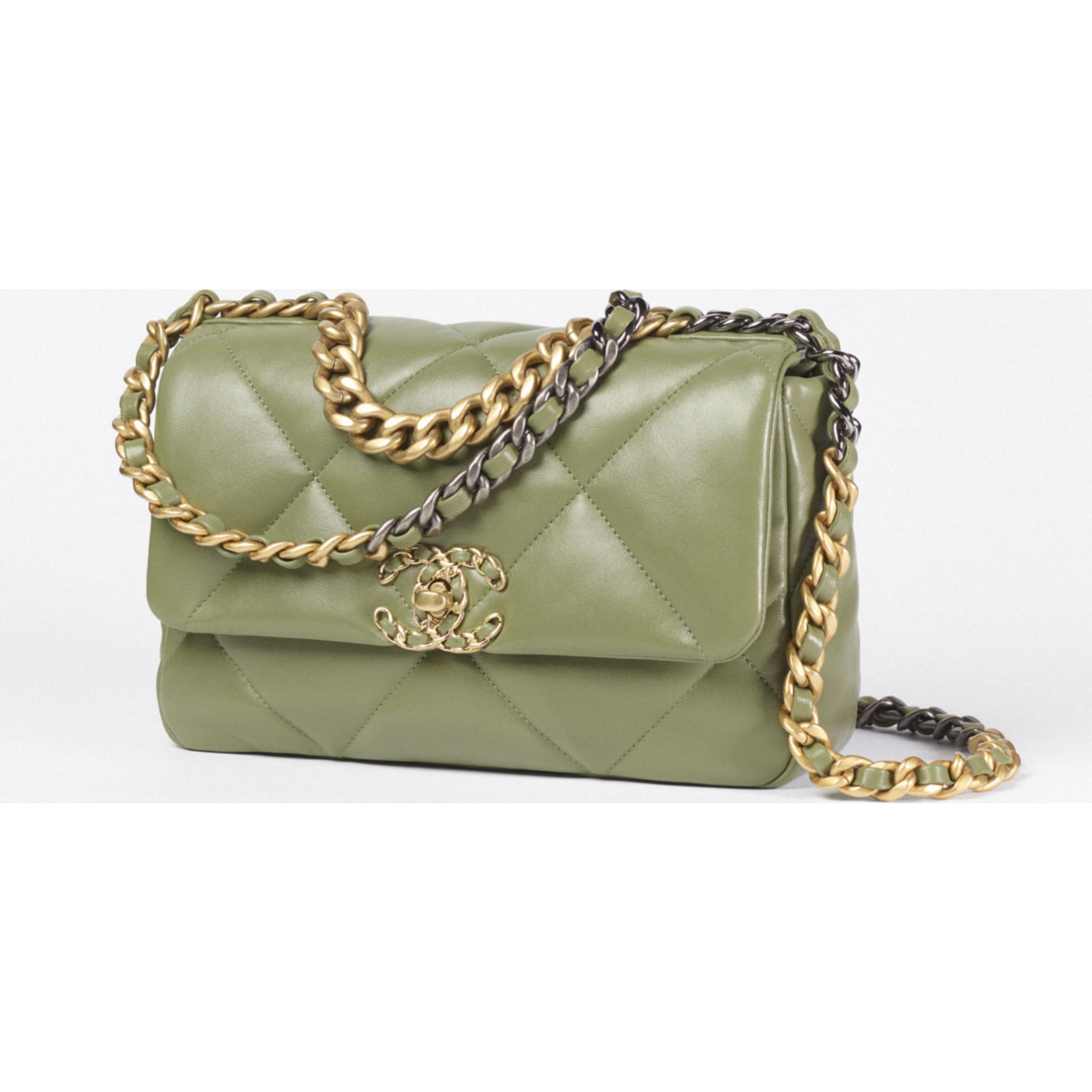 CHANEL 19 Handbag