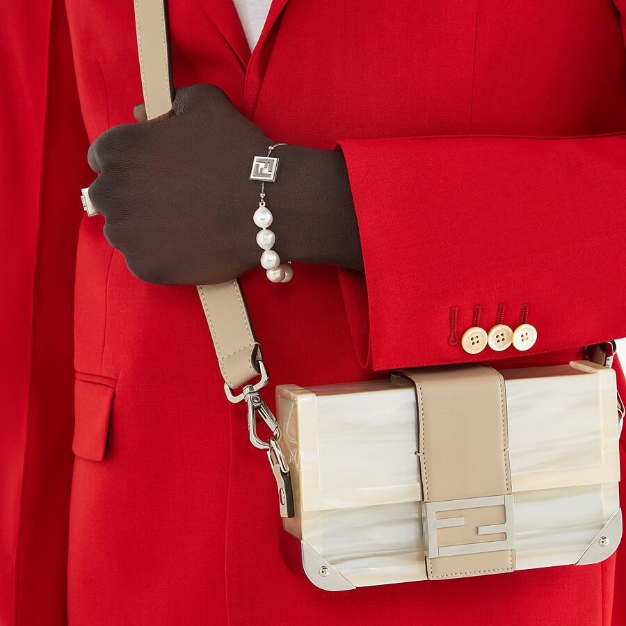 BAGUETTE TRUNK MINI Mother of pearl plexiglass bag