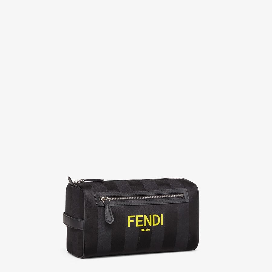 TOILETRY CASE Black nylon toiletry case