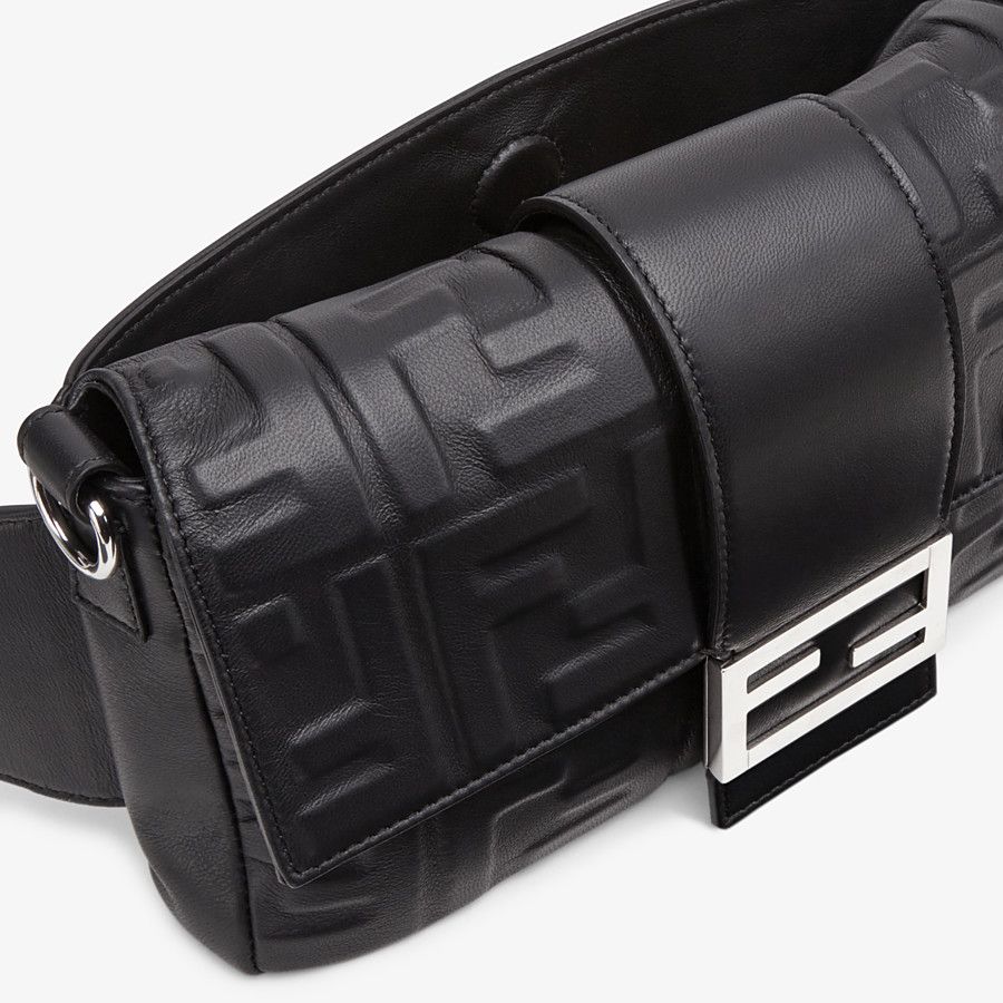 BAGUETTE Black nappa leather bag