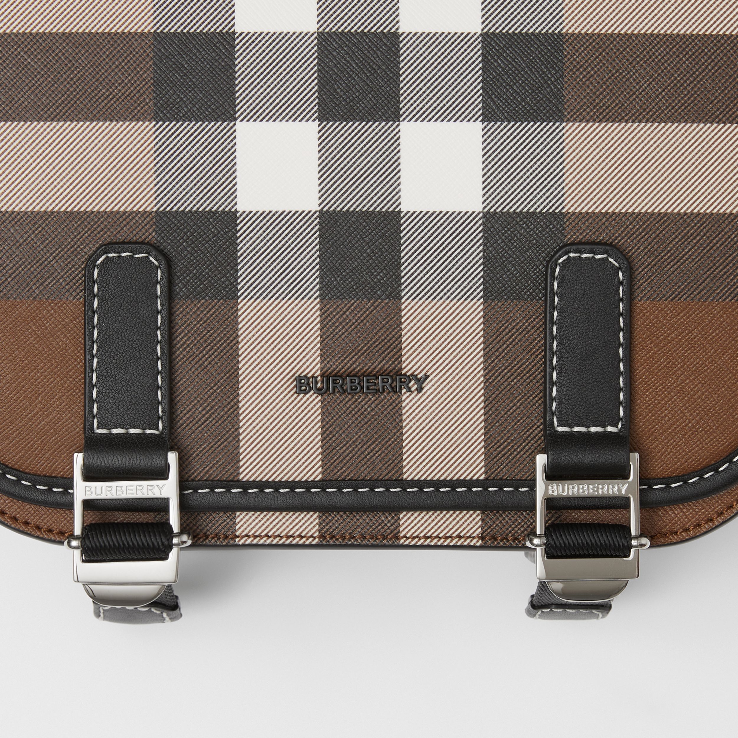 Check E-canvas Messenger Bag